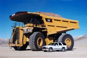 Xe 'khổng lồ' Ấn Độ về Việt Nam có giá hơn 14 tỉ đồng