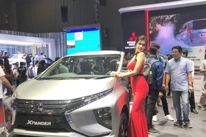 Đua nhau giảm giá ô tô để 'giành giật' khách hàng