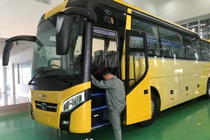 Ngạc nhiên xe bus 'Made in Vietnam' xuất khẩu sang Thái Lan