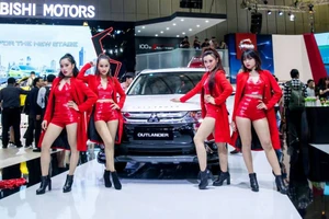 Tháng tết, mỗi ngày có khoảng 155 chiếc ô tô nhập khẩu vào VN