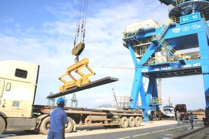 Trung Quốc tăng mua sắt thép Việt Nam gấp 18 lần