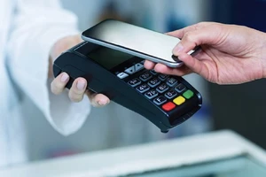  Tất cả thanh toán không dùng tiền mặt: Doanh nghiệp có thể sẽ gặp khó
