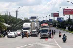 Bất cập: Xe chưa đến nơi thì giấy xét nghiệm COVID-19 đã hết hạn