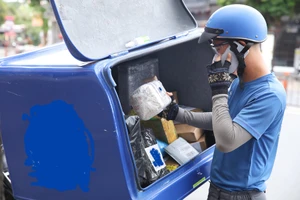 Bài cuối- Bỏ ngay việc miễn thuế hàng nhập giá rẻ để tạo sân chơi công bằng