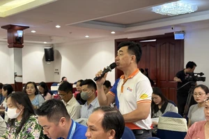 Kiến nghị đưa hỗ trợ pháp lý đến chợ và gỡ khó thủ tục