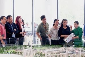 Sợ lãi suất tăng cao, người mua nhà chùn tay