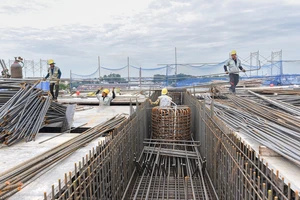 Nguy cơ thiếu hụt nhà ở vừa túi tiền vì quy định tính dân số và tiêu chí phân loại công trình