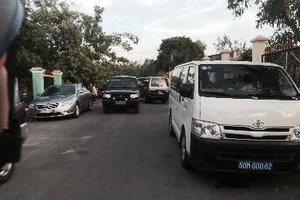 Kỷ luật khiển trách đối với giám đốc sở mở tiệc trong giờ hành chính