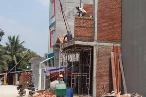 Ngày mai sẽ chất vấn giám đốc sở về cấp phép xây dựng