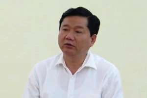 Bí thư Thăng: TP.HCM chưa có chủ trương tách nhập quận