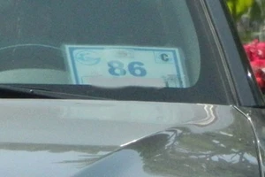 TP.HCM hủy thẻ ưu tiên đỗ xe