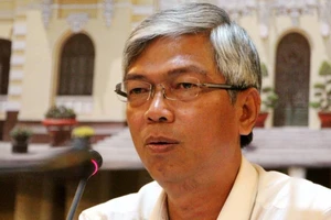 'Doanh nghiệp nóng như lửa, chúng ta cứ đủng đỉnh'