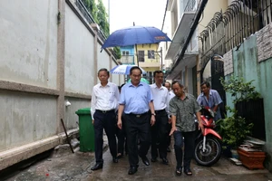 Đặt cược 2 tỉ nếu đường Nguyễn Hữu Cảnh không hết ngập 