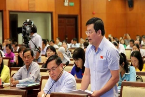 Giám đốc Sở có cam kết cuối năm nay kênh Ba Bò hết hôi?