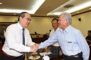 Bí thư Nhân: Năm 2018 sẽ tăng cường đối thoại với dân