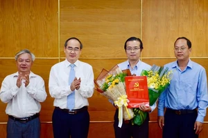 Ông Lê Văn Minh làm Phó trưởng Ban Tuyên giáo Thành ủy TP.HCM