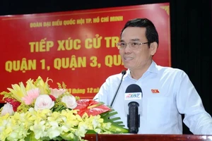  'Không gì tệ hơn nếu cán bộ chống tham nhũng lại tham nhũng'