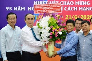 Lãnh đạo TP.HCM thăm các cơ quan báo chí