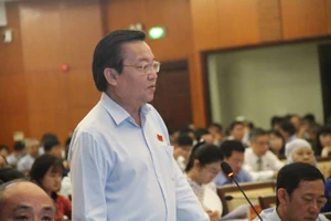 Phê bình nghiêm khắc 3 lãnh đạo Sở Giáo dục và Đào tạo TP.HCM