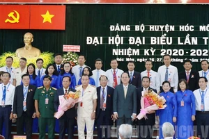 Ông Trần Văn Khuyên tái đắc cử Bí thư Huyện ủy huyện Hóc Môn