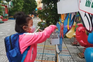 TP.HCM: Gần 170.000 học sinh, sinh viên nghỉ học do COVID-19