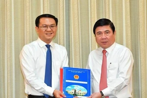Nguyên Bí thư quận 9 làm Giám đốc Sở Thông tin và Truyền thông