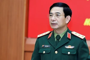 Bộ trưởng Quốc phòng đề xuất bầu cử sớm ở vùng dịch COVID-19