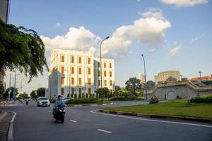 TP.HCM áp dụng giãn cách xã hội theo Chỉ thị 16 từ 0 giờ ngày 9-7