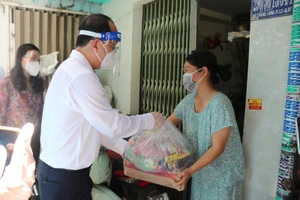 TP.HCM chuẩn bị 1 triệu “túi an sinh” hỗ trợ dân gặp khó khăn