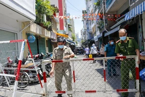Nóng: TP.HCM siết 5 giải pháp nâng cao chống dịch từ 0 giờ 23-8 