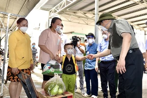 5 giờ và 8 điểm kiểm tra phòng dịch của Thủ tướng tại TP.HCM