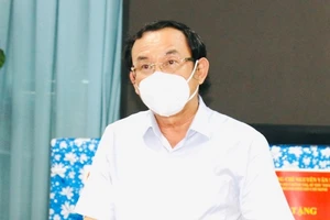 Chọn Củ Chi và quận 7 thí điểm kịch bản bình thường mới của TP.HCM