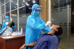 TP.HCM có chỉ đạo khẩn về tăng cường xét nghiệm đến ngày 15-9