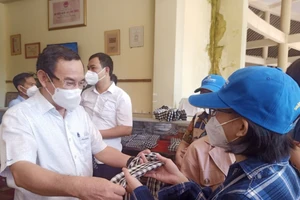 Bí thư Nguyễn Văn Nên cùng lực lượng tuyến đầu đi tour liên tỉnh 