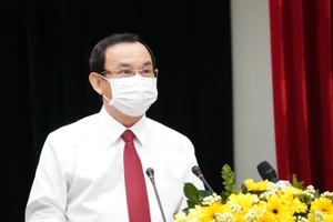 Bí thư TP.HCM: Không để dịch COVID-19 bùng phát trở lại
