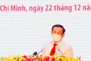 Bí thư TP.HCM: Quân đội là lực lượng xung kích tuyến đầu cứu giúp dân trong dịch