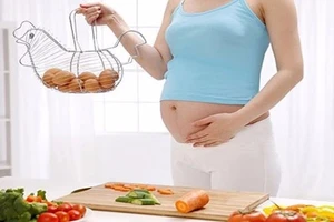 Trứng gà, trứng ngỗng: Trứng nào bà bầu nên ăn?