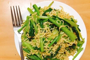 Mì ăn liền ăn như thế nào cho có dinh dưỡng?