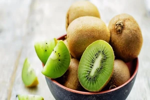 Lý do bạn nên ăn kiwi trong những ngày du xuân
