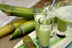 Nên uống nước mía vào thời điểm nào trong ngày?