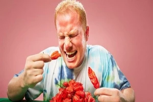 Sau khi ăn cay chớ dại uống nước!