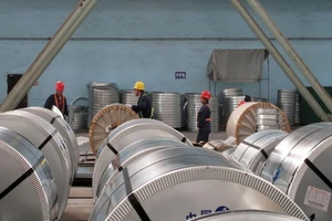 Mỹ đánh thuế 456% với thép Việt 