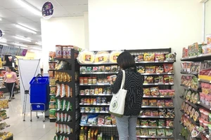 Mở cửa hàng kinh doanh thực phẩm dễ hay khó?