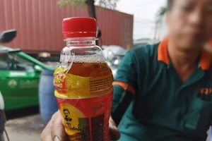 Chai nước có dị vật, Tân Hiệp Phát nghi do ngoại lực tác động