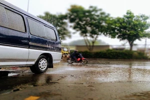 'Lượm ve chai chứ không có ăn cắp đâu nghen'