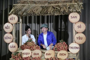 Nghệ sĩ Xuân Bắc bán được gần 90 tấn mận, vải...cho nông dân