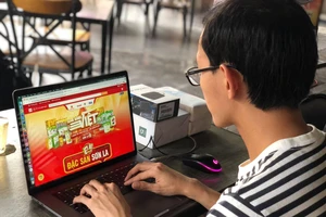 Làm sao đặt mua thức ăn online an toàn trong mùa dịch?