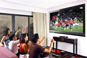 Kênh truyền hình chơi lớn tặng đầu thu cho khách hàng đón năm mới