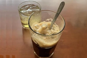 Thường đau bụng sau khi uống cà phê vào buổi sáng: Nguyên nhân ở đâu?