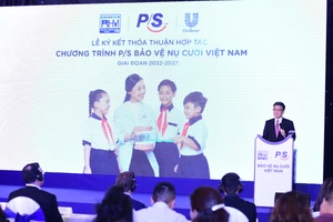 Tỉ lệ sâu răng vĩnh viễn tăng cao theo lứa tuổi